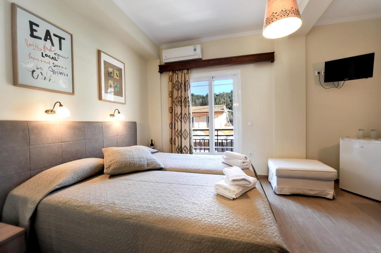 Ilios Hotel Lakka  Ngoại thất bức ảnh