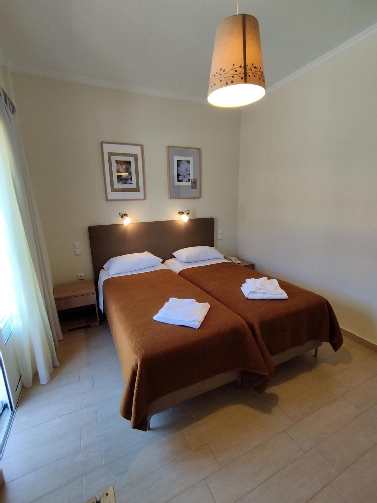Ilios Hotel Lakka  Ngoại thất bức ảnh