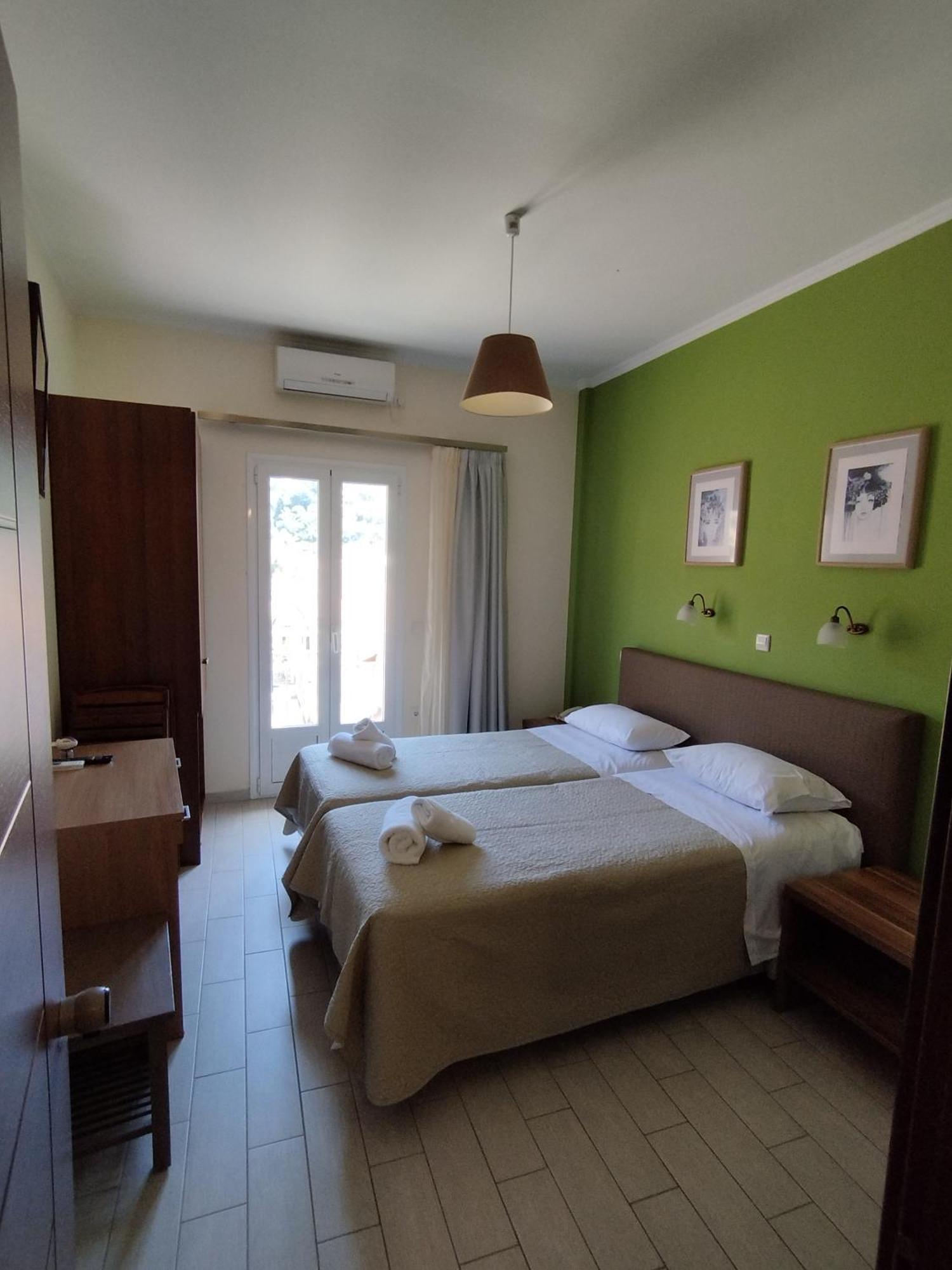 Ilios Hotel Lakka  Ngoại thất bức ảnh